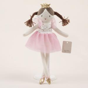 Linen doll